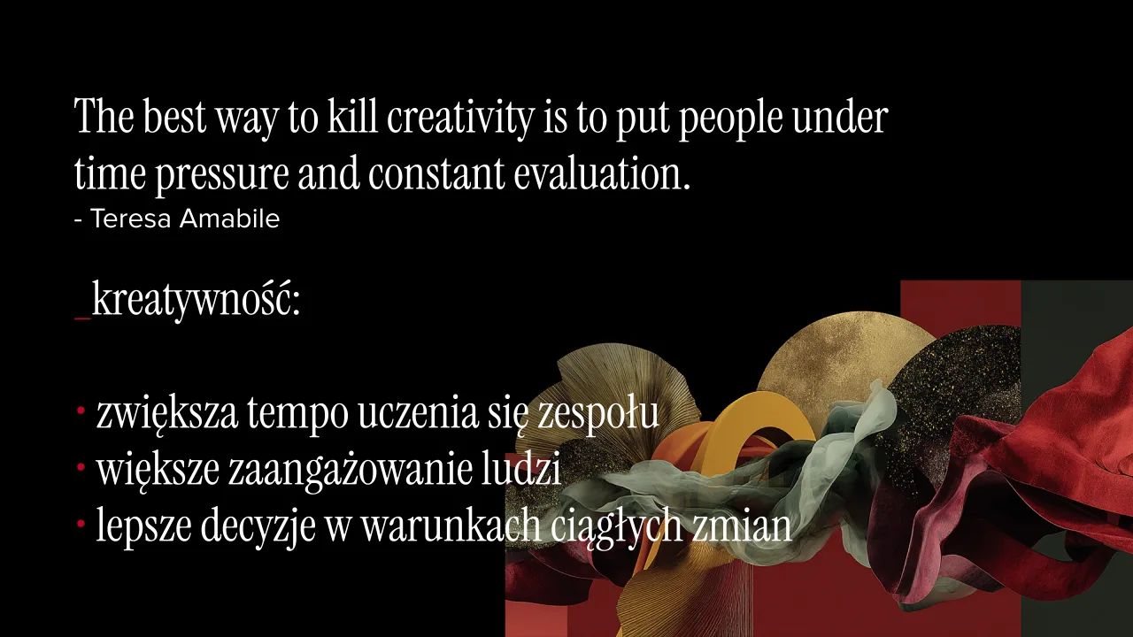 Slajd z Akademii Kreatywności z cytatem Teresy Amabile, listą zalet kreatywności i abstrakcyjną grafiką